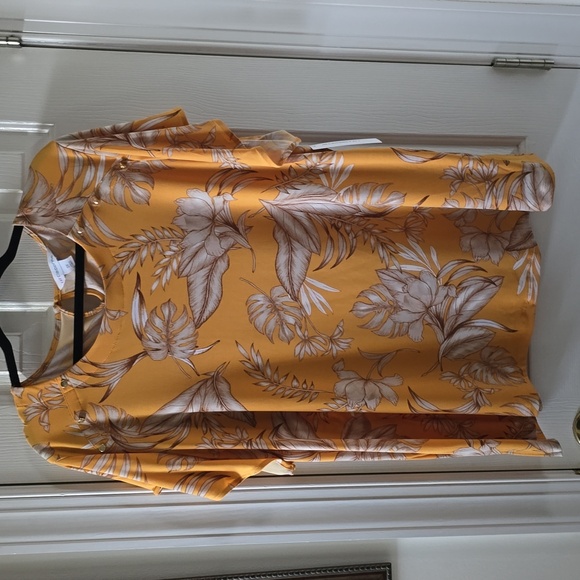 LIZ CLAIBORNE WOMEN'S PLUS SIZE GOLD TROPICAL SHORT SLEEVES SUMMER TOP SIZE 2X - Picture 4 of 16